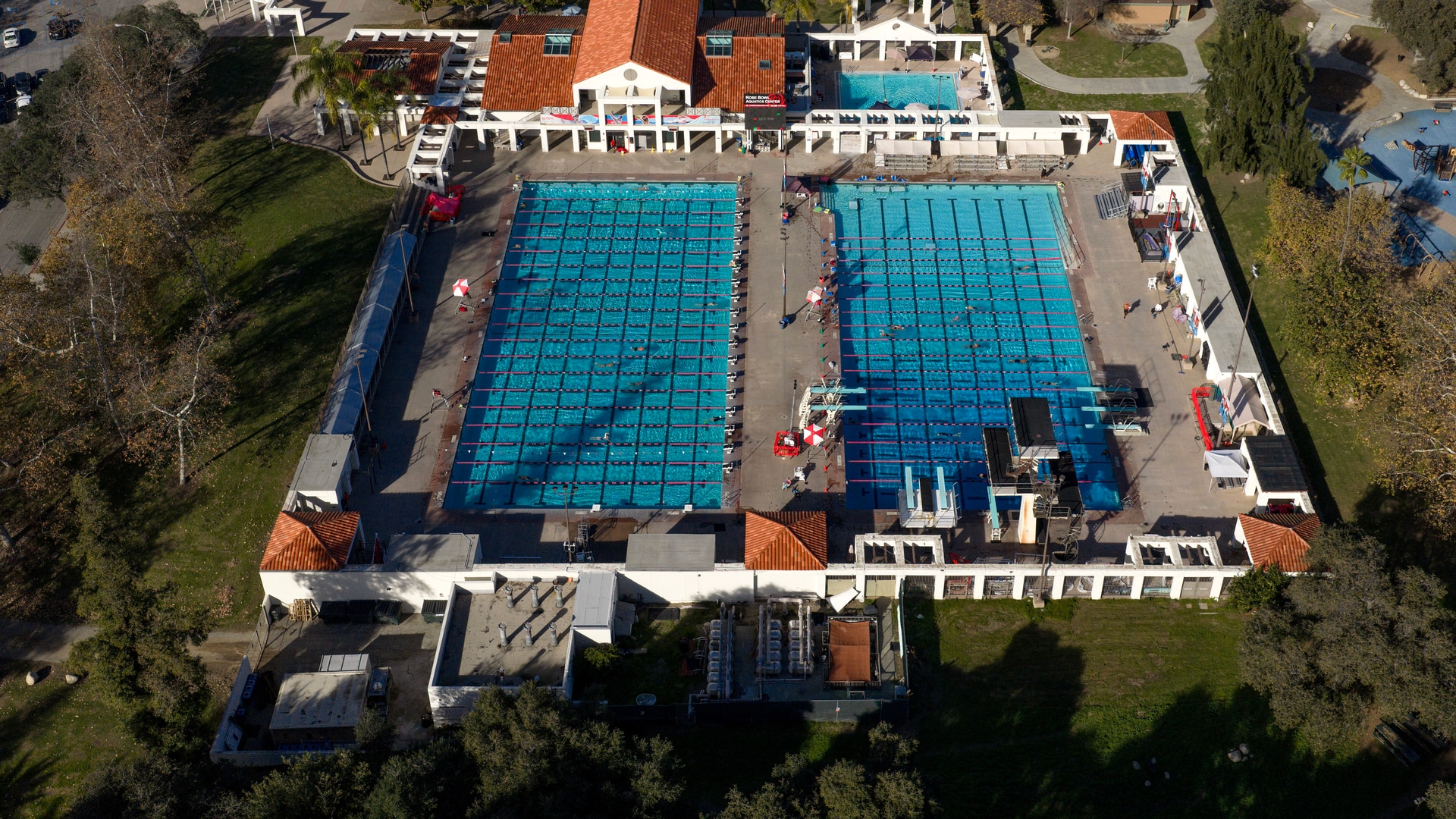 Rose Bowl Aquatics Center