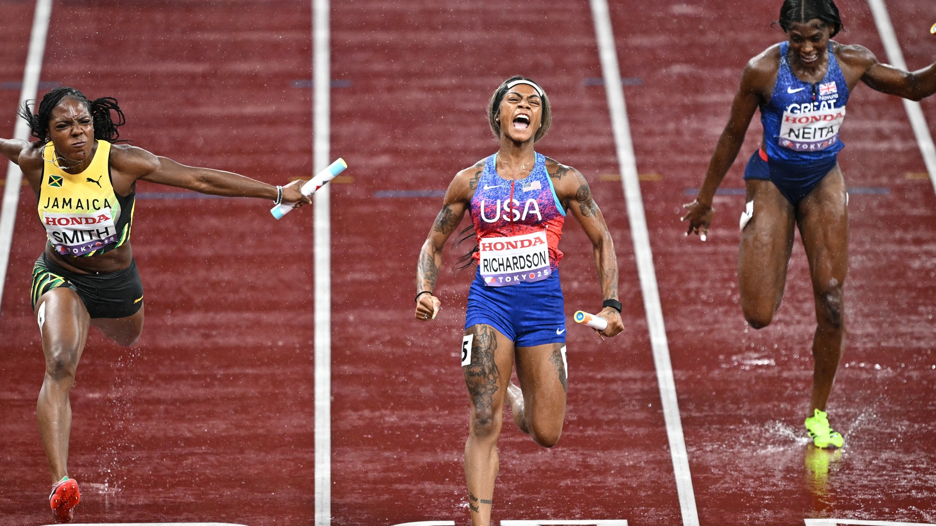 Richardson Anchors U S To Victory In 4x100m In Tokyo Nbc Olympics
