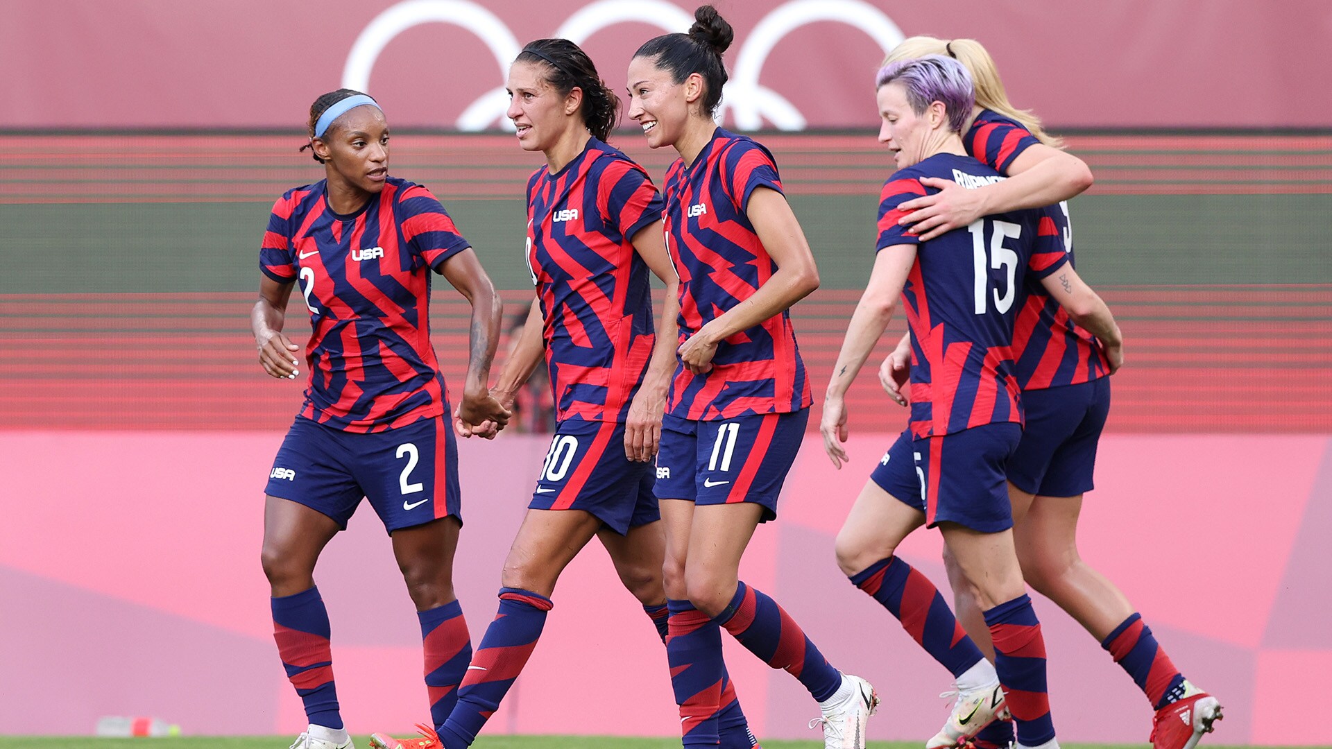 rapinoe-lloyd-lead-u-s-women-to-bronze-medal-win-nbc-olympics
